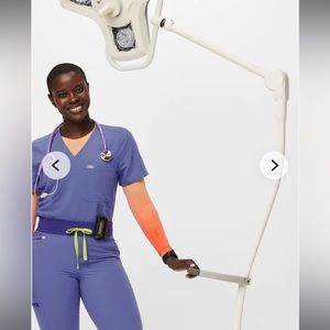 NWOT FIGS BLUEBERRY scrub pants